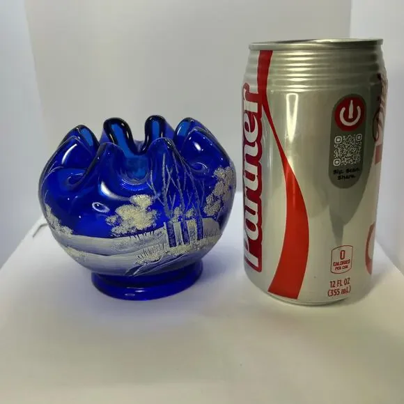 Fenton Inverted Ruffle Rose Bowl Cobalt Winter Scene Hand Painted GD Wright - Picture 2 of 9